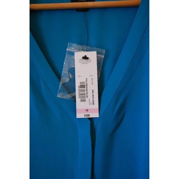 NWT Worthington Women’s 1x V-neck Silky Flowy Sleeveless Polynesian Blue Blouse - Picture 2 of 8